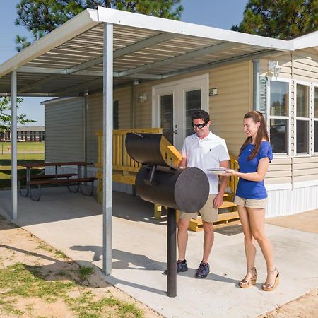 Red Shoes Rv Park And Chalets كيندر المظهر الخارجي الصورة